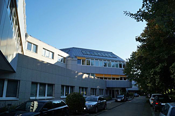 Hochschule für angewandtes Management von außen